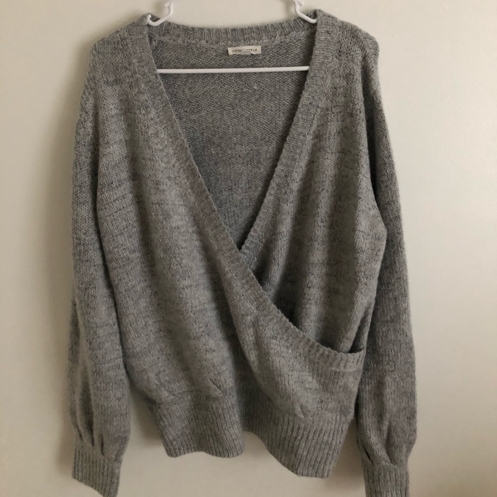 Cotton Candy LA gray sweater S/M